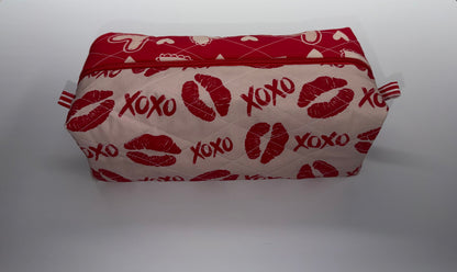 XOXO Extra Large Boxy Zipper Bag